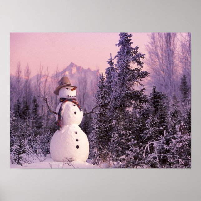 Póster Sunset Snowman in the Winter Mountains (Frente)
