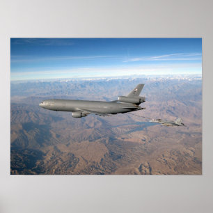 Póster Suplemento KC-10 y avispón del FA 18