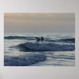 Póster Surfer Awaits
