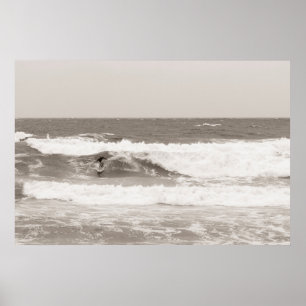 Póster Surfista practicando surf