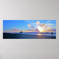 Surfistas al amanecer