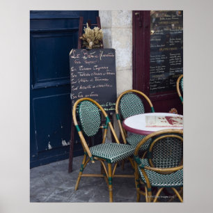 Póster Tabla del café con las sillas de bastón en Parí