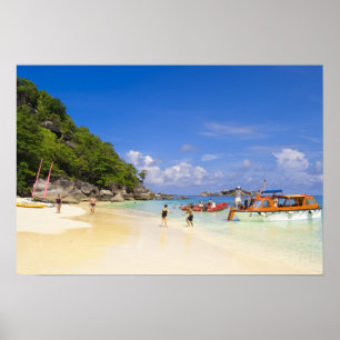 Póster Tailandia, Mar de Andaman. Pasajeros en tierra fir