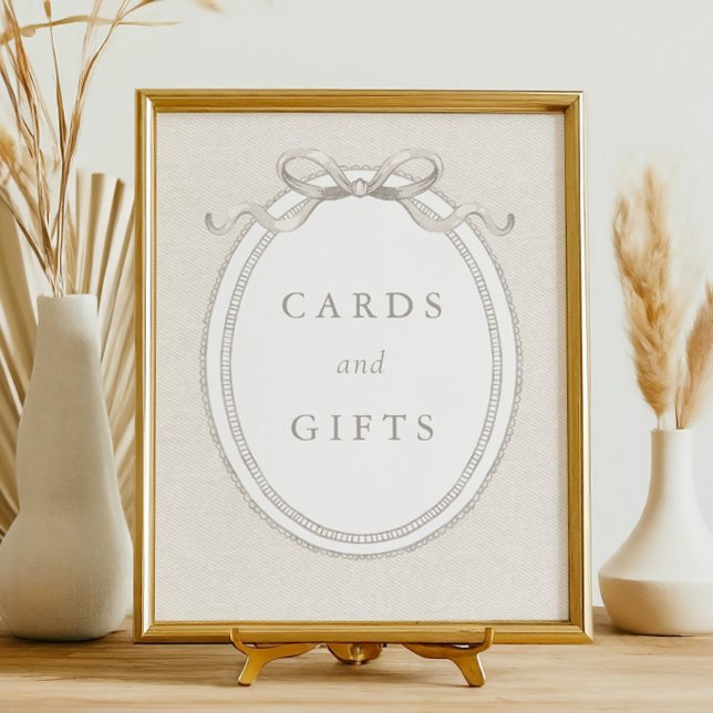 Póster Tarjetas y regalos de arco beige neutrales para gé (Subido por el creador)