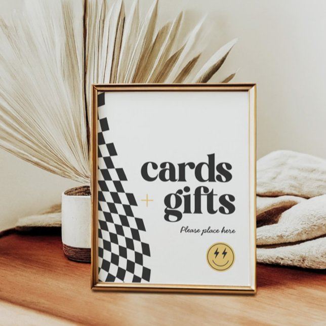Póster Tarjetas y regalos de Guay One Boy's Checkered Ret (Subido por el creador)