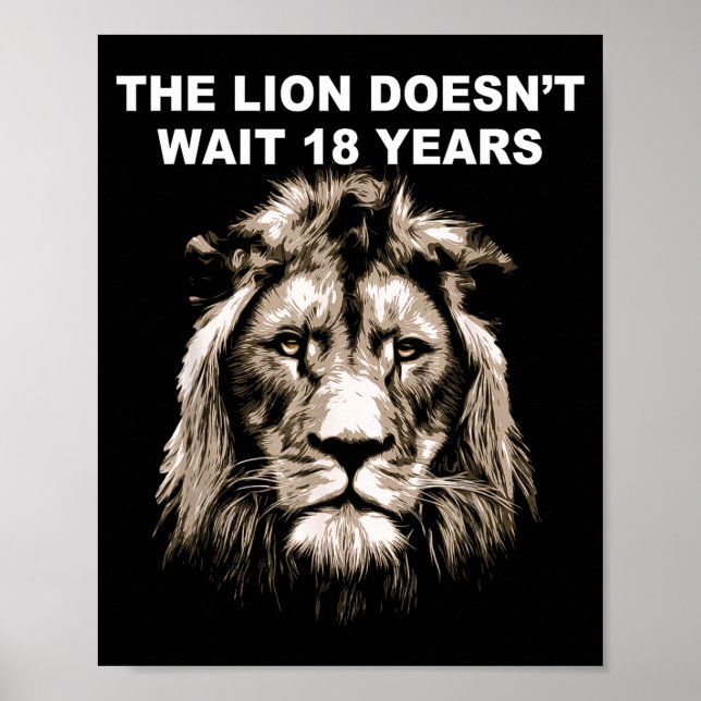 Póster The Lion Doesn't Wait 18 Years Funny  (Frente)
