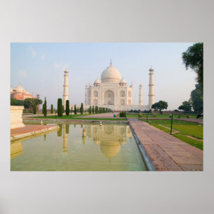 Póster The quiet peaceful Taj Mahal at sunrise one of