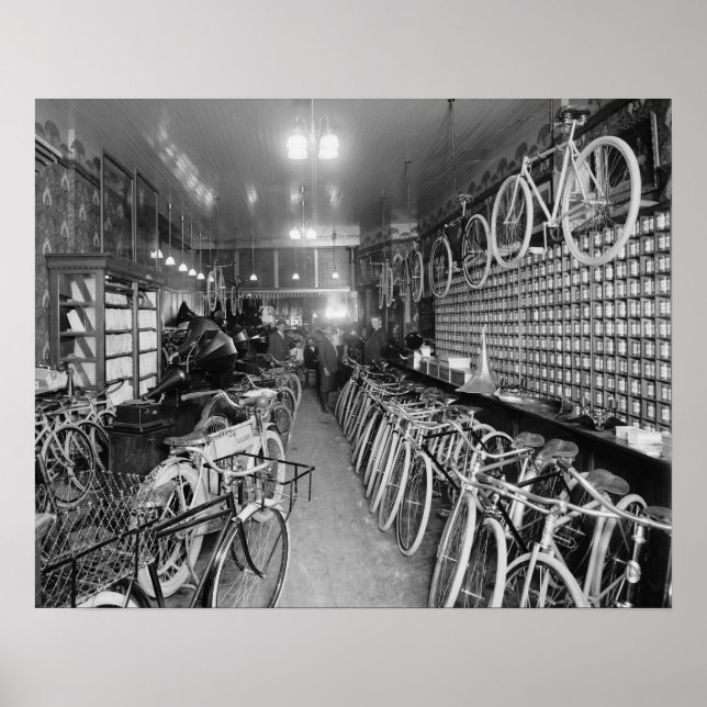 Póster Tienda de bicicletas y motocicletas, 1910. Foto de (Frente)