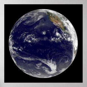 Póster Tierra Con Tres Ciclones Tropicales En El Pacífico