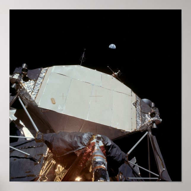 Póster Tierra sobre el módulo lunar Apolo 11 "Águila" (Frente)