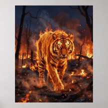 Tigre de Fuego Quemando la Naturaleza Salvaje