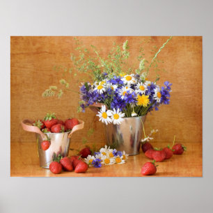 Póster Todavía vida con las fresas y las flores salvajes