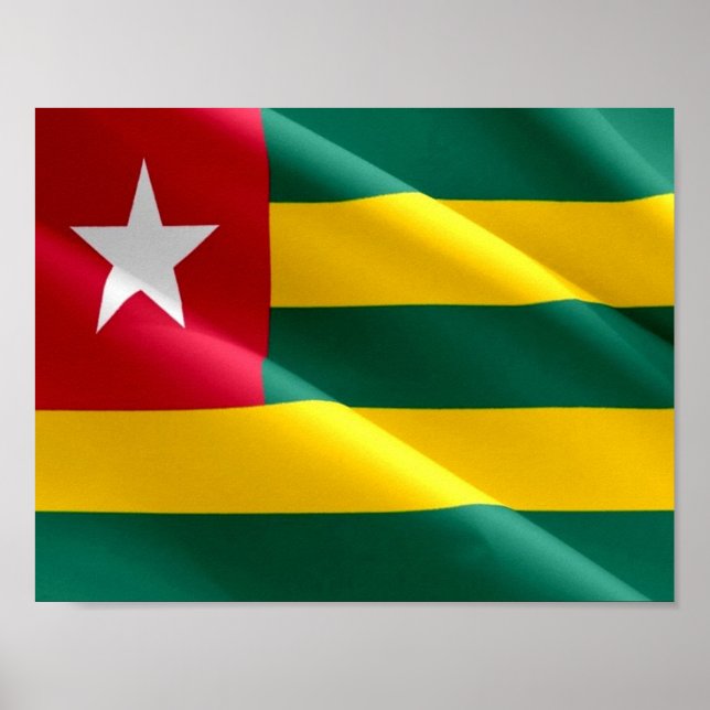 Póster Togo: Bandera ondeando - (Frente)