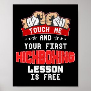 Póster Tóqueme y su primera lección de kickboxing es grat