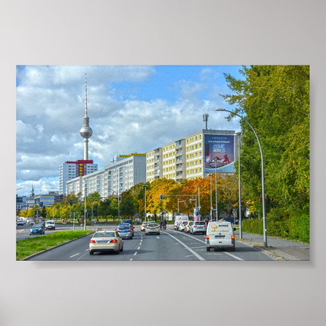 Póster Torre de Televisión de Berlín y calle concurrida (Frente)