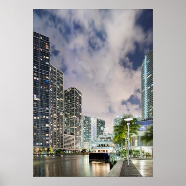 Póster Torres iluminadas en la costa del río Miami (Frente)