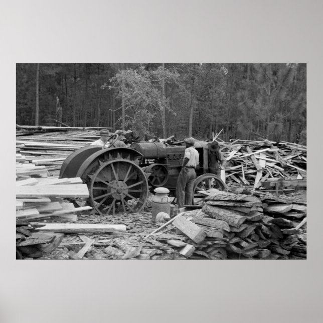 Póster Tractor antiguo de aserradero, 1935 (Frente)