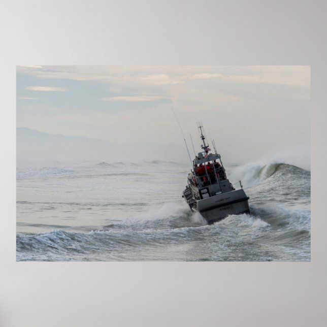 Póster Tren de tripulantes de guardacostas en alta surf (Frente)