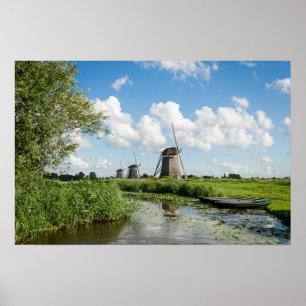 Póster Tres molinos de viento y un cartel de canal