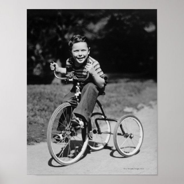 Póster Tricycle en Boy Riding (Frente)