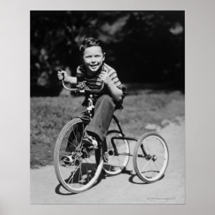 Póster Tricycle en Boy Riding