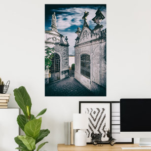 Póster Tumbas en un cementerio católico en Crato, Portale