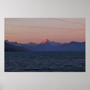 Póster Twilgiht on Lake Pukaki