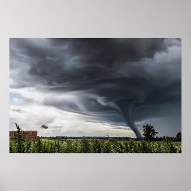 Póster Twister lifting hay bales in a storm (Frente)