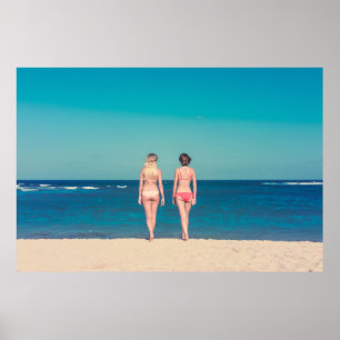 PÓSTER TWO WOMEN WEARING BIKINI STANDING ON SHORE
