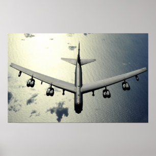 Póster Un B-52 Stratofortress en vuelo