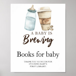 Póster Un bebé está preparando leche de café Libros para