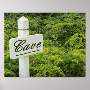 Póster Un cartel que señala la bodega (Cave) en