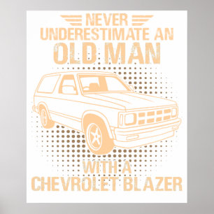 Póster Un Chevrolet Blazer de un anciano 1989