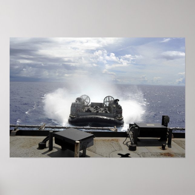 Póster Un cojín aéreo de la nave de aterrizaje (Frente)