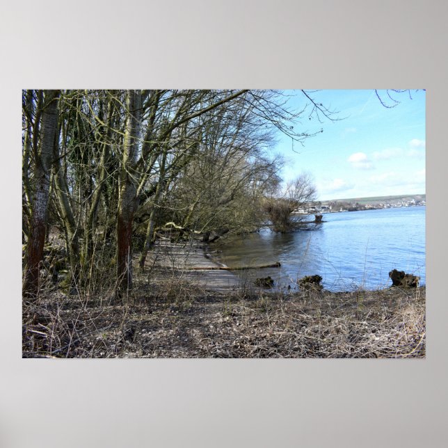 Póster Un día soleado en el río (Frente)