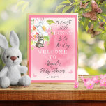Póster Un dulce conejito está en camino a Baby Shower<br><div class="desc">"Un dulce conejito está en camino" diseño compuesto de ducha de chica rosa para bebés por Holiday Hearts Designs.</div>
