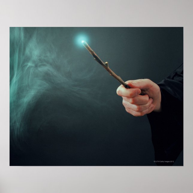 Póster Un mago de fantasía haciendo magia con la varita. (Frente)