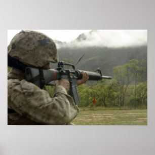 Póster Un marine conduce drills