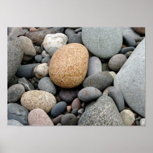 Póster Un Poster de playa de rocas