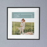 Póster Un regalo encantador para la familia verde fotográ<br><div class="desc">Presentamos el moderno regalo de la familia verde fotográfica! Este regalo es una manera perfecta de capturar y celebrar el amor y la unión dentro de una familia, a la vez que se añade un toque de elegancia y modernidad a cualquier decoración de casa. El regalo de la familia verde...</div>