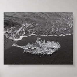 Póster Un trozo de hielo en la playa de diamantes
