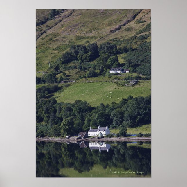 Póster Una Casa A Lo Largo Del Agua (Frente)