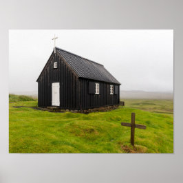 Póster Una pequeña iglesia negra en Islandia