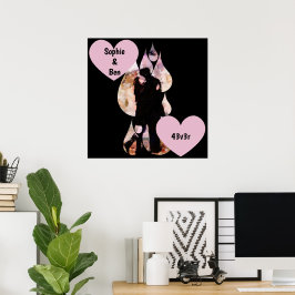 Póster Under Umbrella: Romantic Couple Kissing in Rain