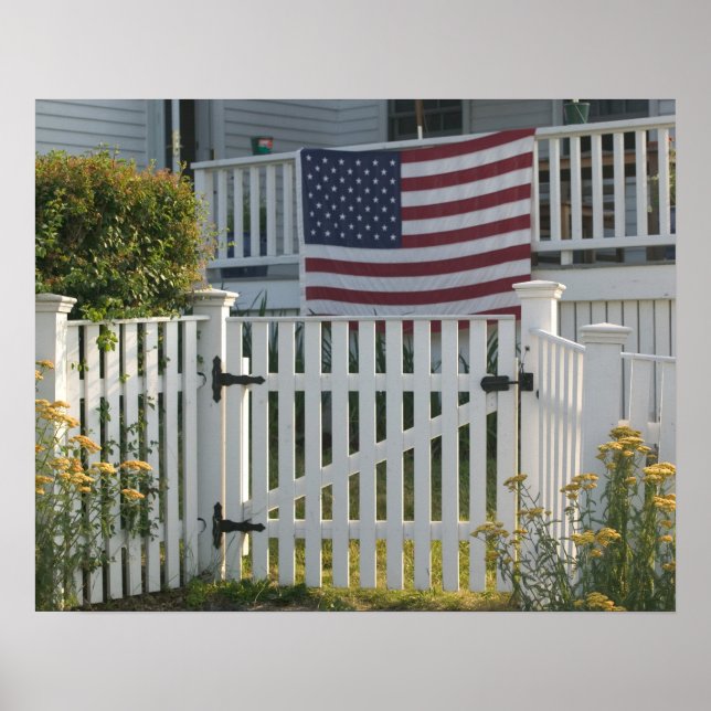 Póster USA, Massachusettes, Gloucester: Patriotic Fence (Frente)