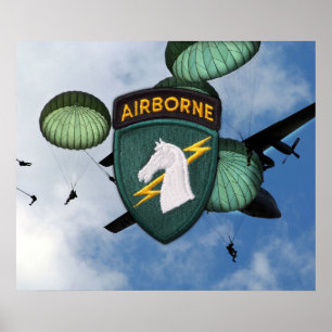 Póster USACAPOC 1ª Poster especial de parches para operac
