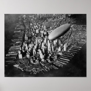 Póster USS Akron que vuela sobre New York City - circa