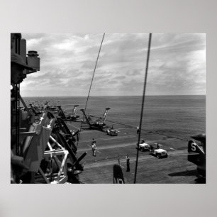 Póster USS Valley Forge