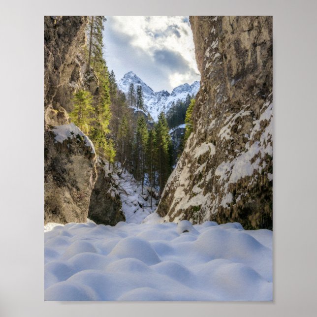 Póster Valle y montañas de invierno y primavera (Frente)