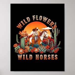 Póster Vaquera al atardecer montando flores silvestres de